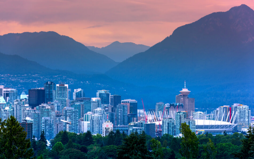 Abby Eshghi, L’16, Simon Fischer, L’15, and the Mowafaghian Foundation Establish Northeastern Law Student Co-op Fund in Vancouver